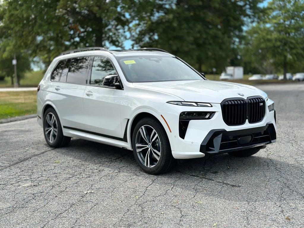 New 2026 BMW X7 M60i image 9