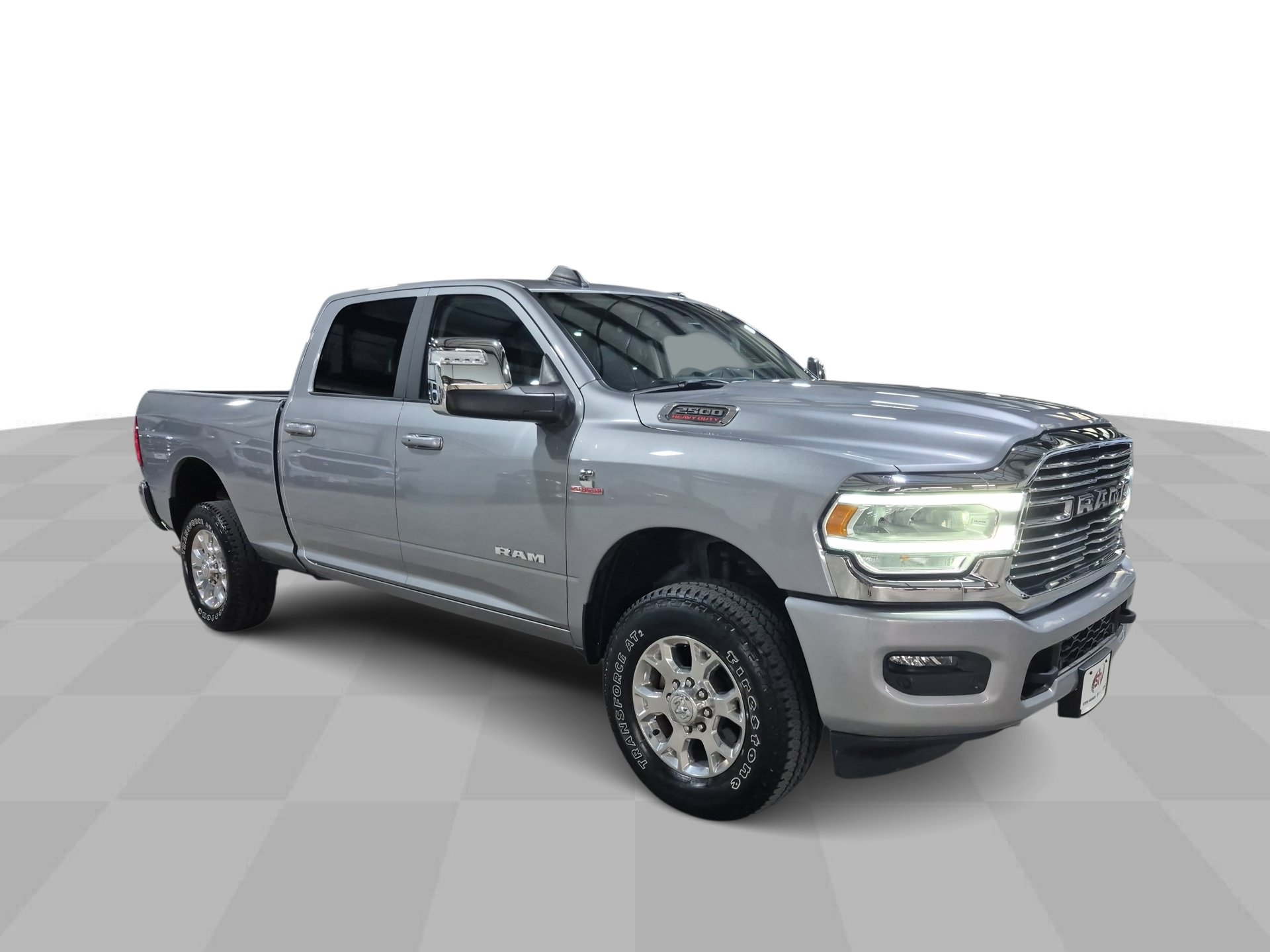 Used 2024 RAM 2500 Laramie w/ Safety Group AWD/4WD image 2