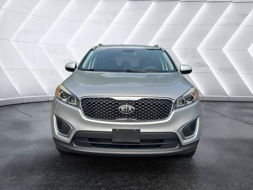 Used 2017 Kia Sorento FWD image 8