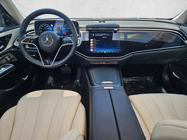 Used 2025 Mercedes-Benz E 450 4MATIC All-Terrain Wagon image 17