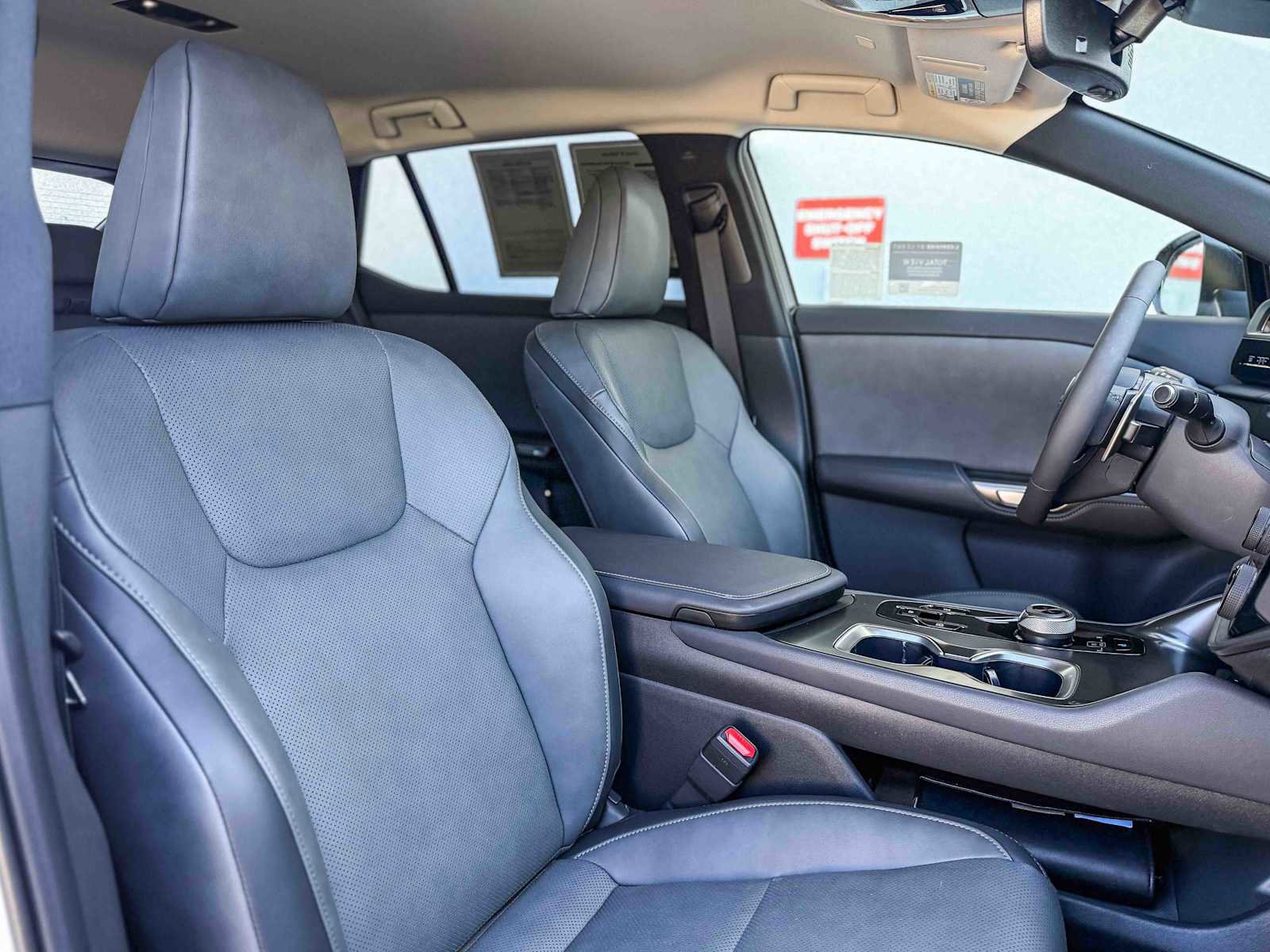 Used 2025 Lexus RZ 300e FWD image 16