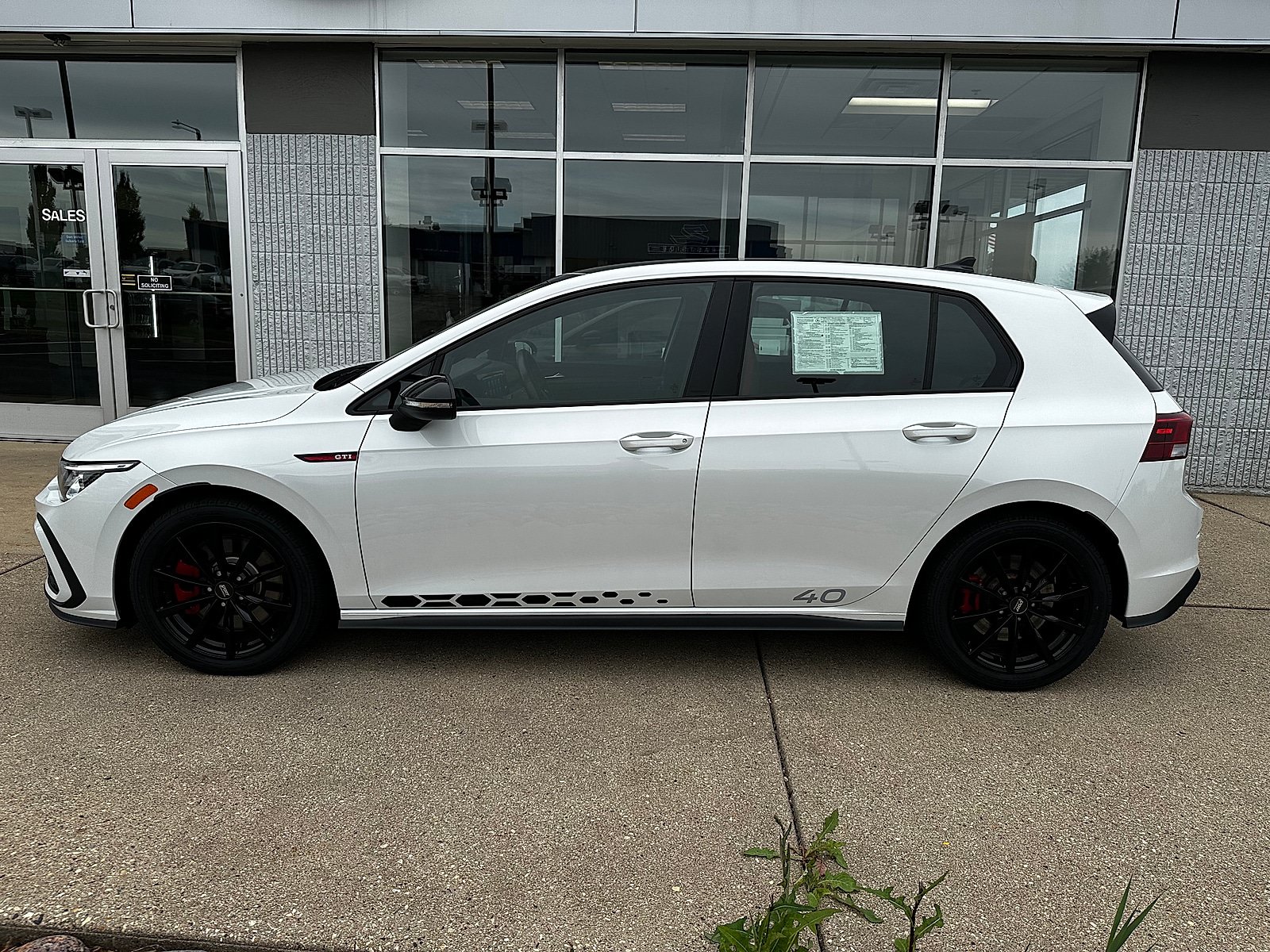 Used 2023 Volkswagen GTI 40th Anniversary Edition FWD image 5