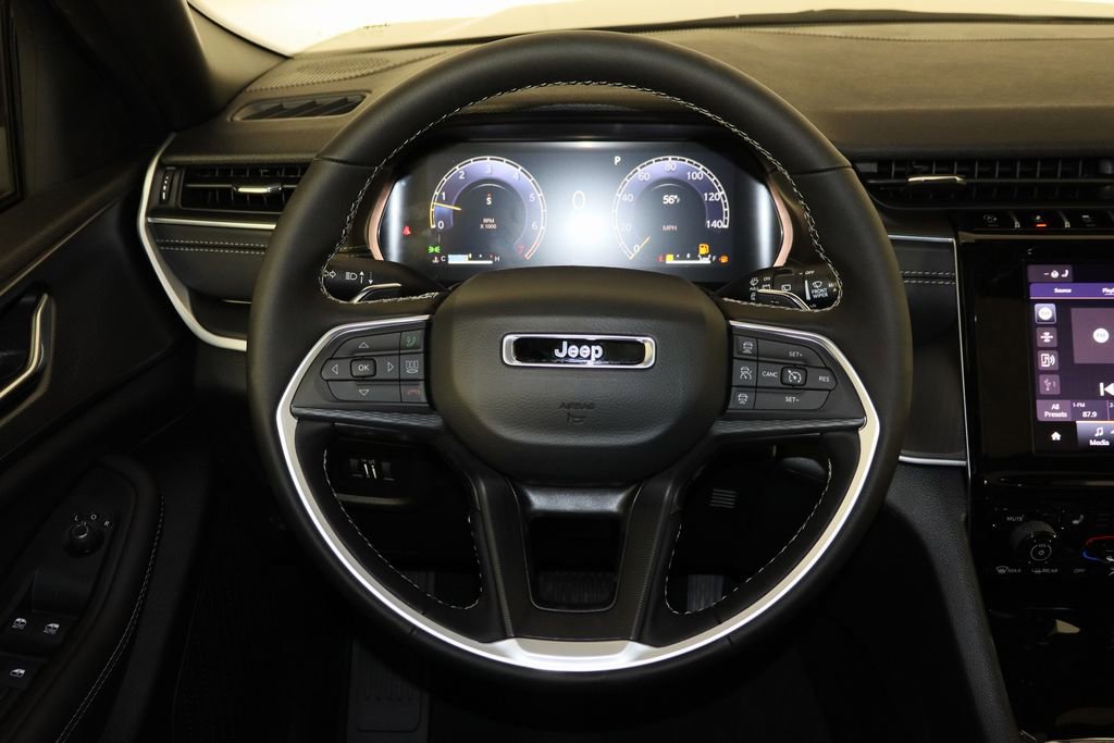 New 2026 Jeep Grand Cherokee Laredo X image 7