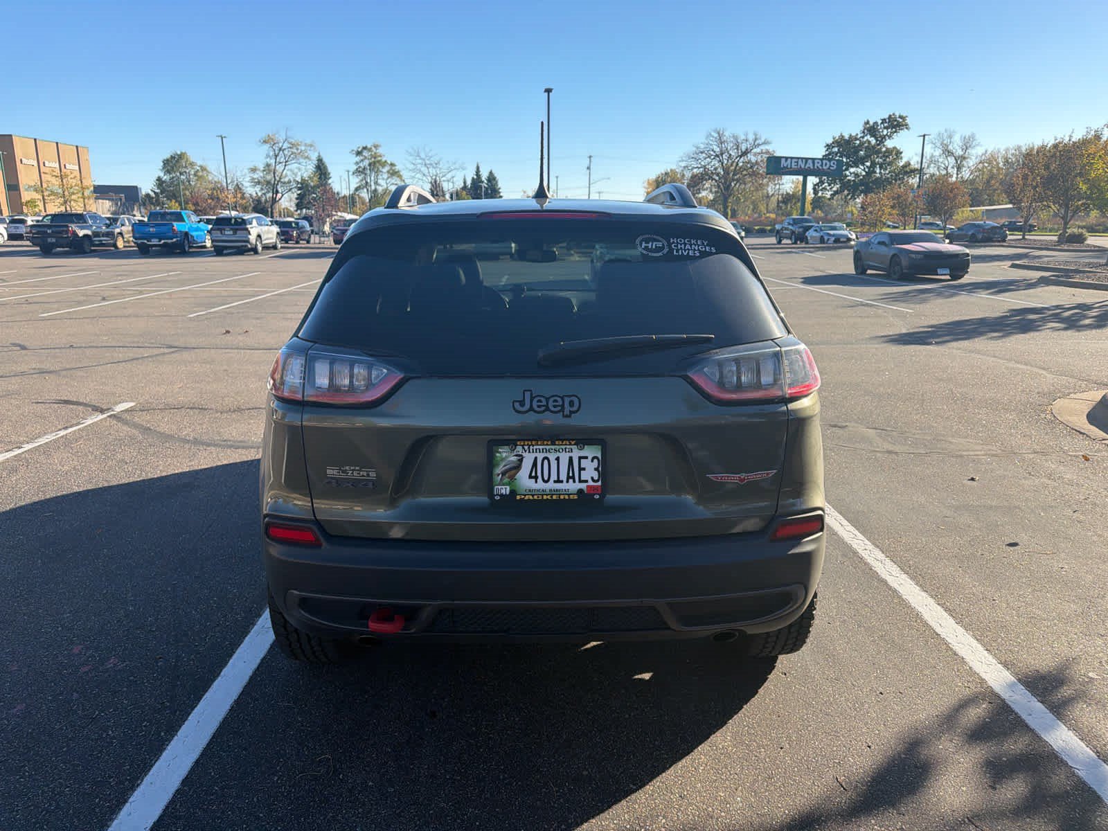 Used 2019 Jeep Cherokee Trailhawk w/ Comfort/Convenience Group AWD/4WD image 4