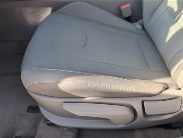Used 2026 Hyundai Elantra Hybrid FWD image 4