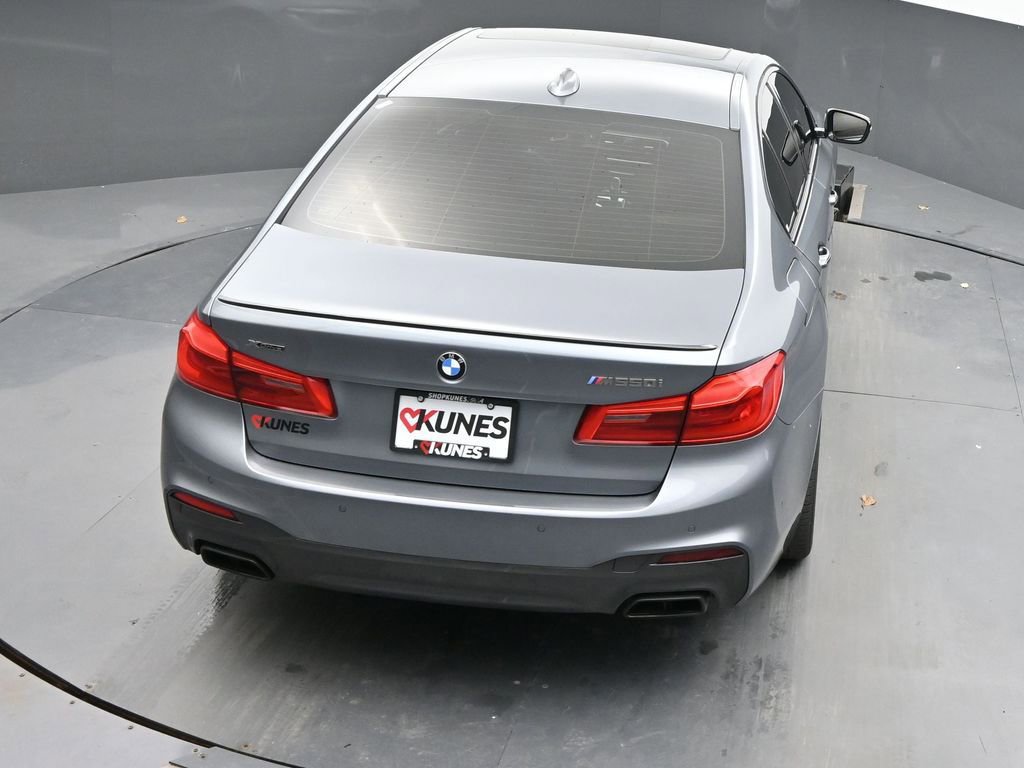Used 2018 BMW M550i xDrive image 18