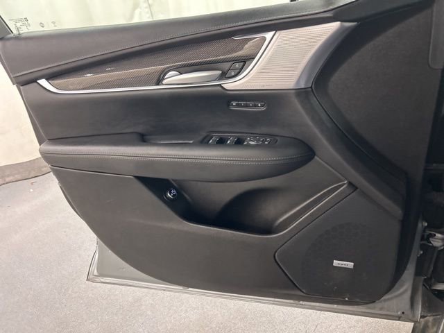 Used 2024 Cadillac XT5 Sportv w/ Technology Package image 27