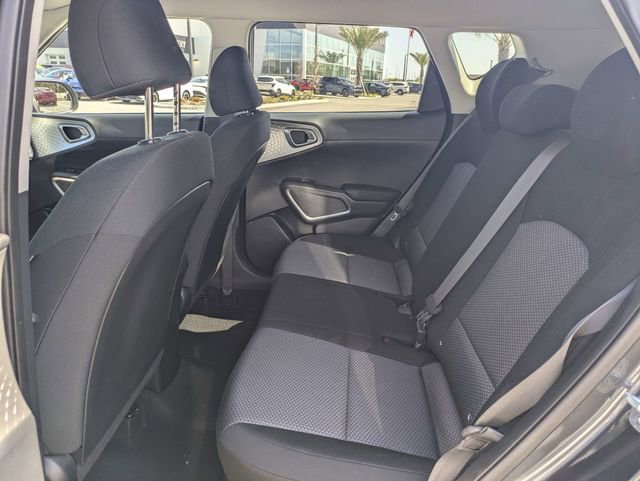 Used 2024 Kia Soul LX image 12