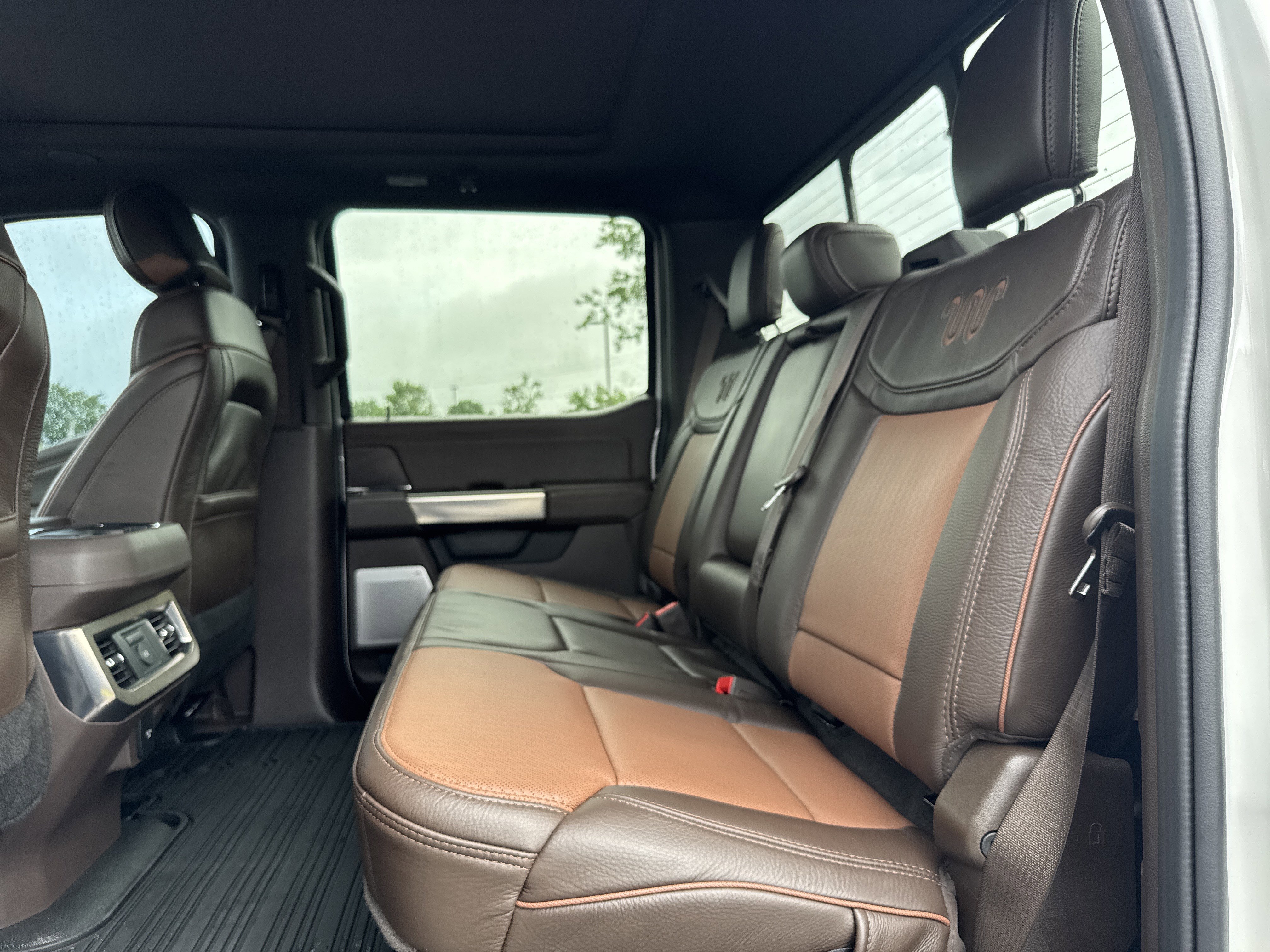 Used 2026 Ford F450 King Ranch w/ FX4 Off-Road Package AWD/4WD image 32