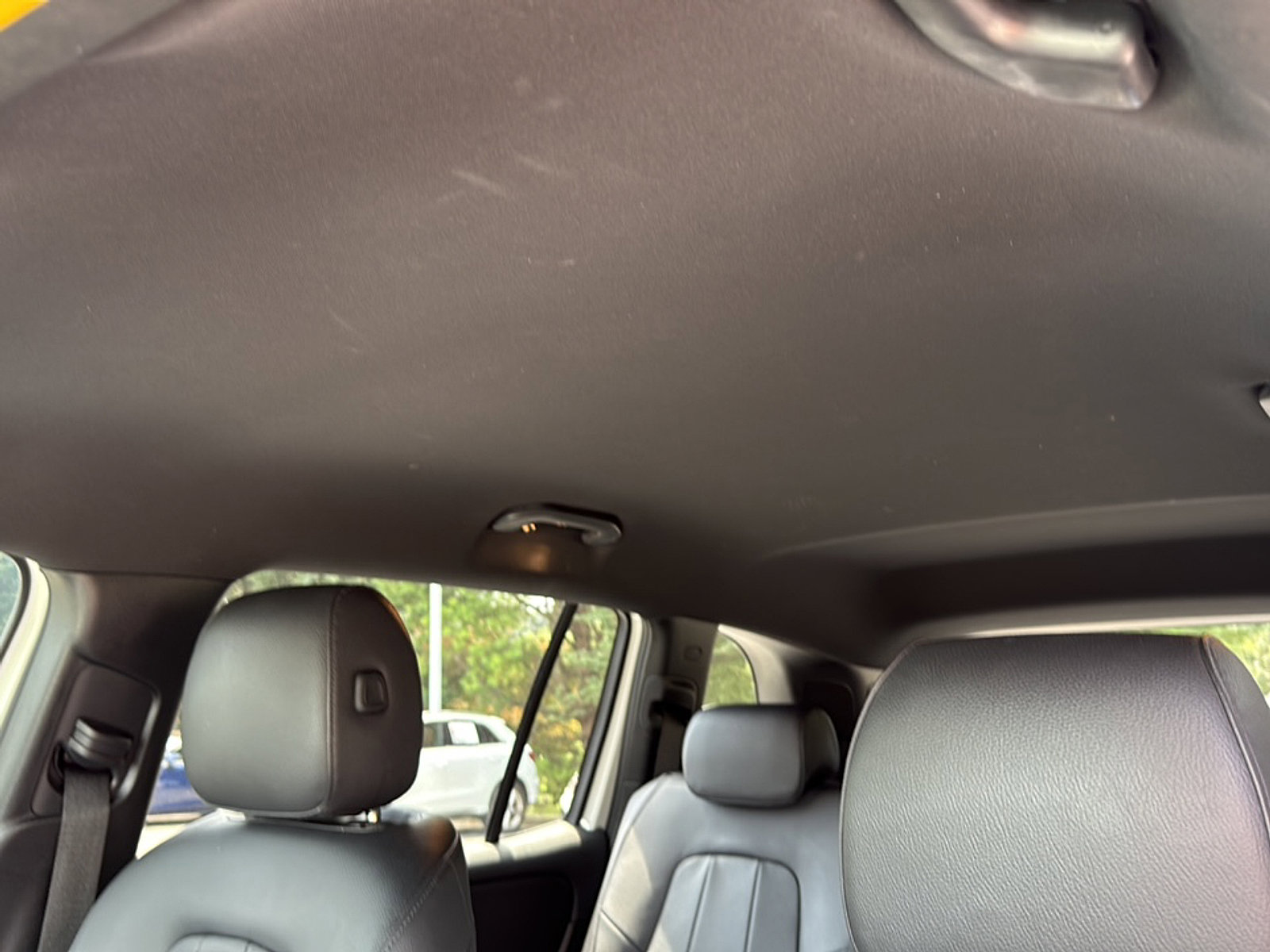 Used 2021 Mercedes-Benz GLB 250 4MATIC image 16