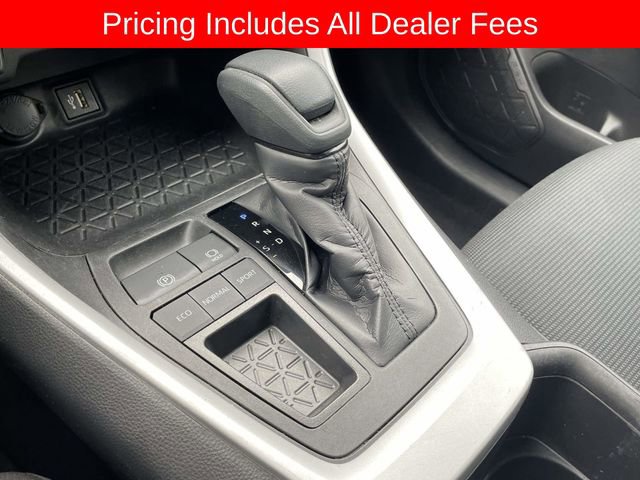 Used 2024 Toyota RAV4 LE FWD image 30
