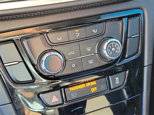 Used 2017 Buick Encore Sport Touring image 27