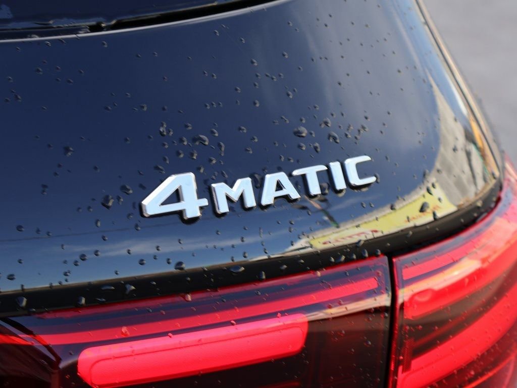 Certified 2025 Mercedes-Benz GLB 250 4MATIC image 9