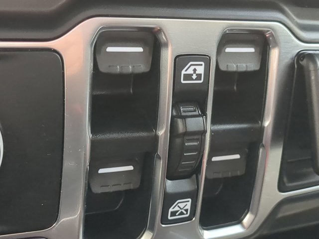 Used 2021 Jeep Gladiator Sport image 22
