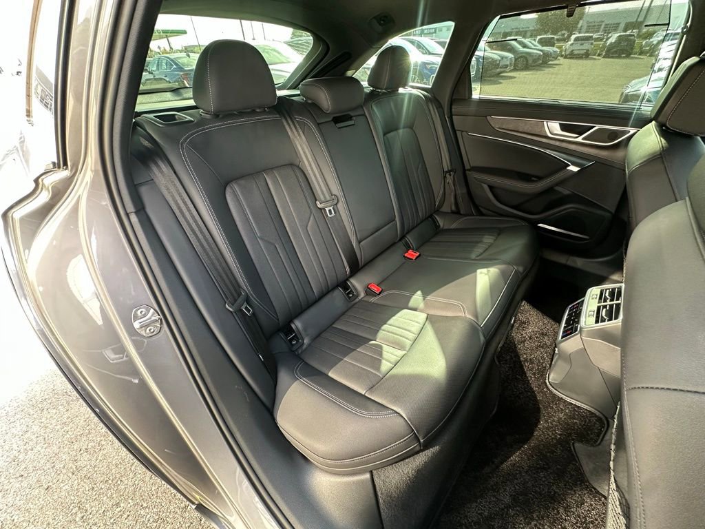 Used 2021 Audi A6 3.0T allroad Premium Plus w/ Executive Package image 28