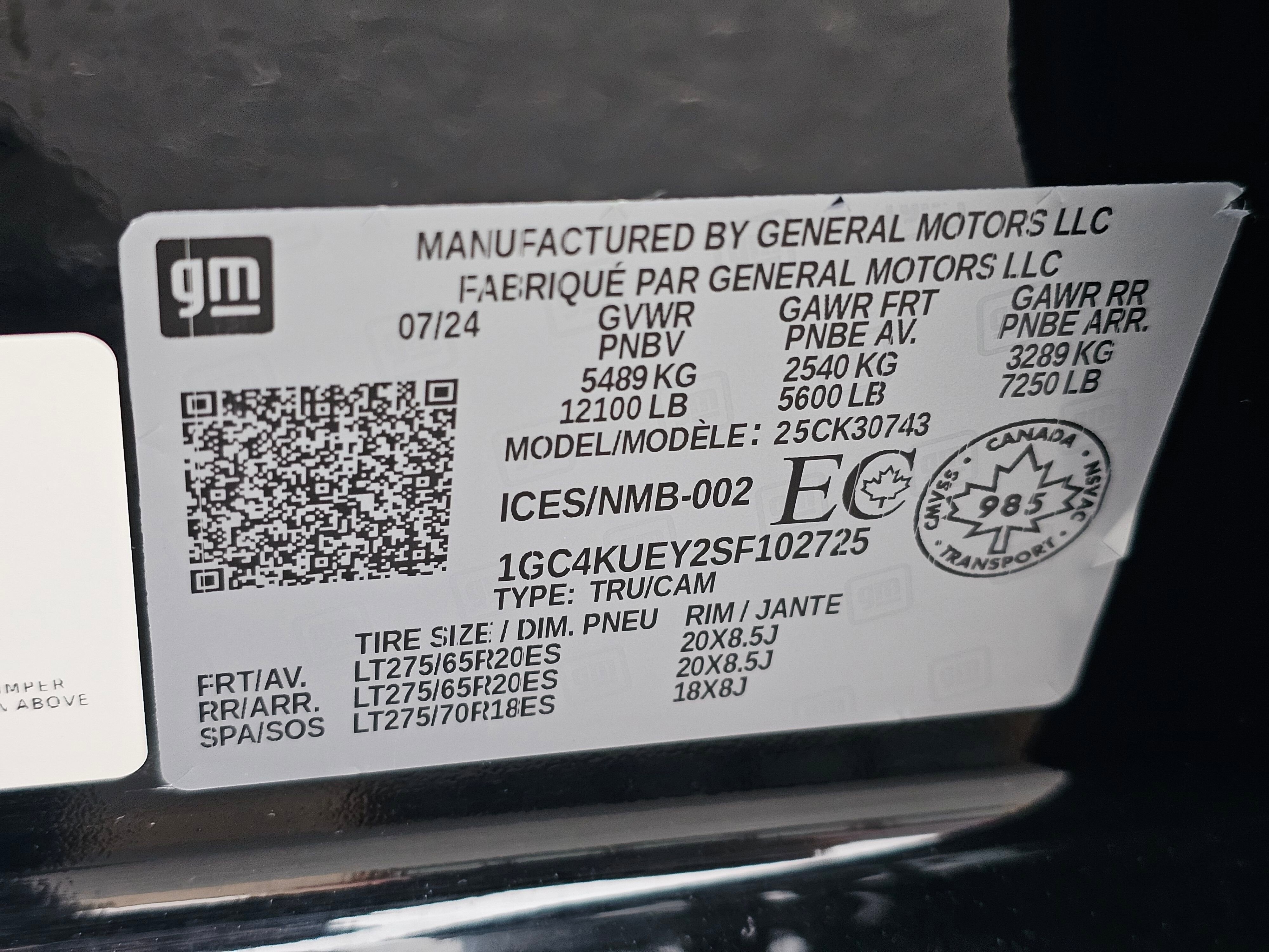 Used 2025 Chevrolet Silverado 3500 LTZ image 31