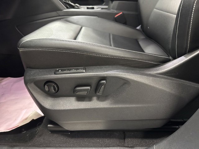 Used 2023 Volkswagen Atlas SEL R-Line image 24