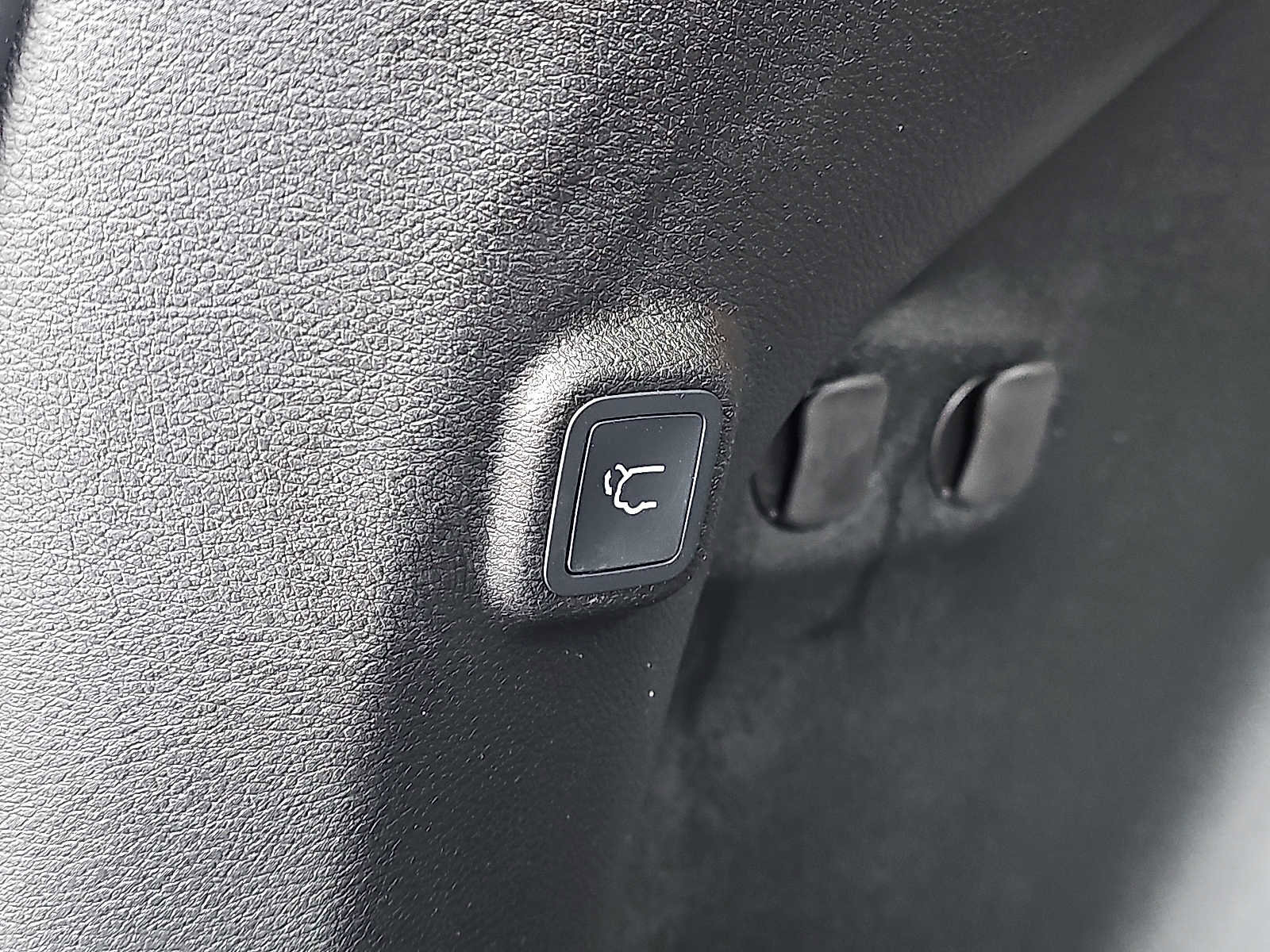 Used 2023 Jeep Cherokee Altitude Lux image 31