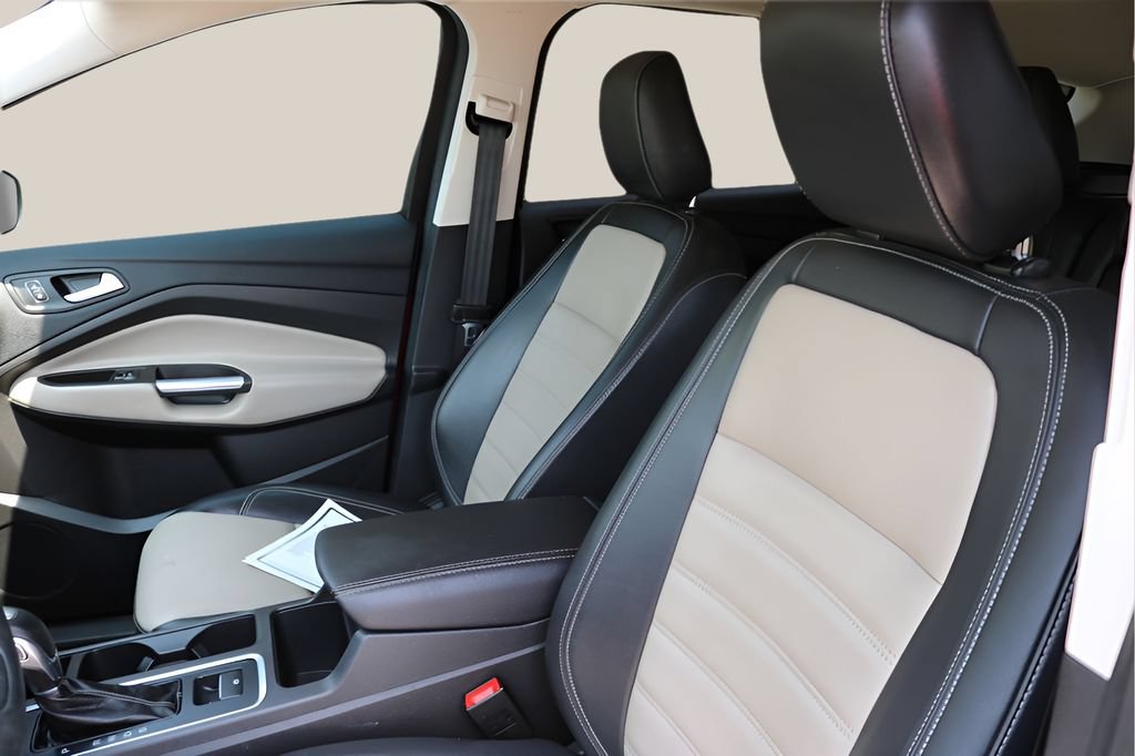 Used 2019 Ford Escape SEL FWD image 11