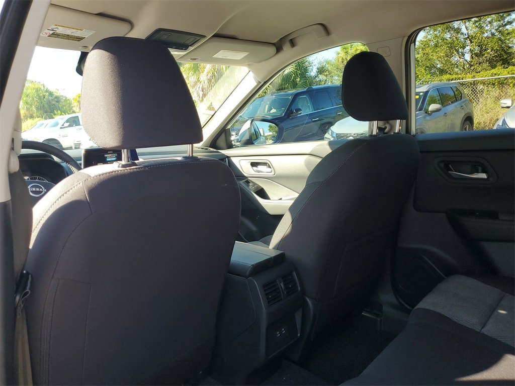 New 2026 Nissan Rogue SV image 7