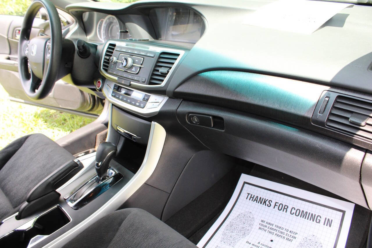 Used 2013 Honda Accord EX image 40
