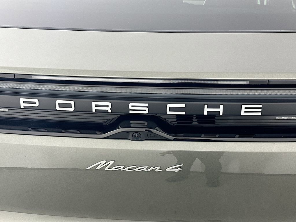 Certified 2024 Porsche Macan 4 Electric image 35