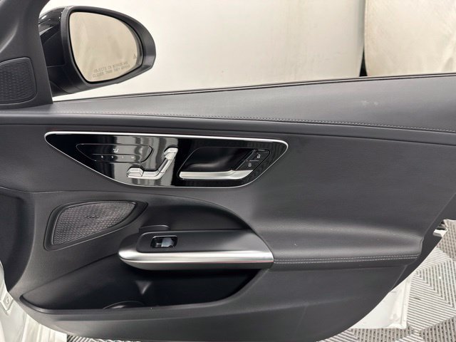 Used 2023 Mercedes-Benz C 300 4MATIC Sedan image 31