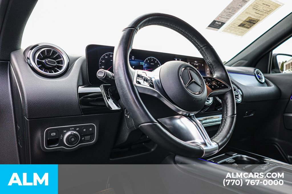 Used 2025 Mercedes-Benz GLA 250 4MATIC image 29