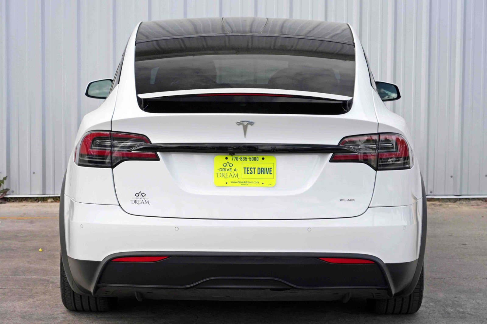 Used 2022 Tesla Model X Plaid image 11