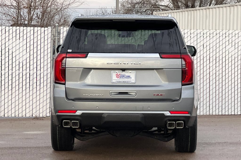 New 2026 GMC Yukon XL Denali w/ Sun & Power Step Package AWD/4WD image 5