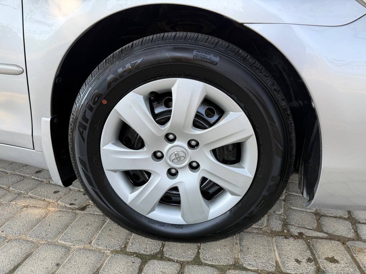 Used 2011 Toyota Camry FWD image 26
