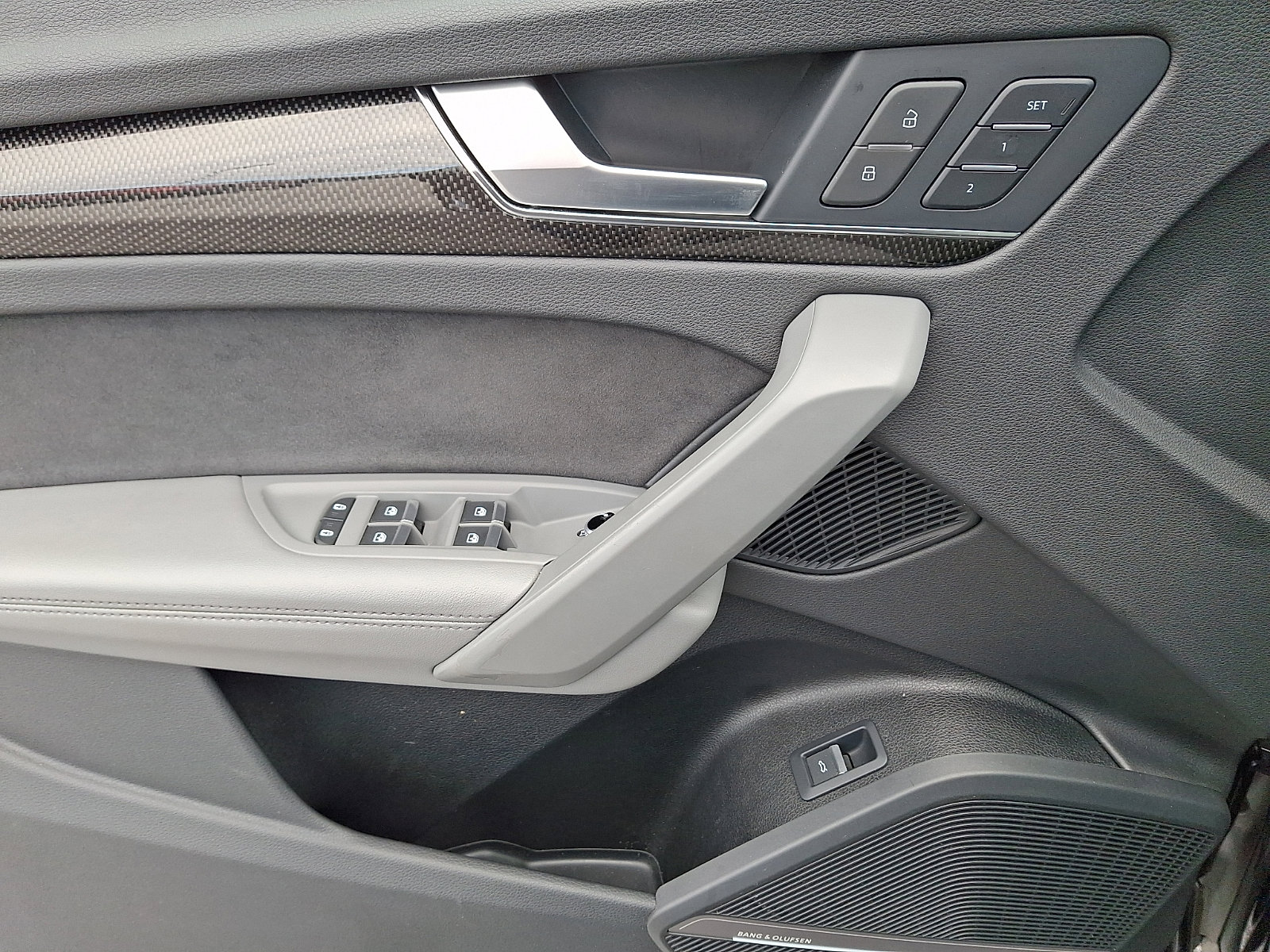 Used 2022 Audi SQ5 Premium Plus w/ Premium Plus Package image 13