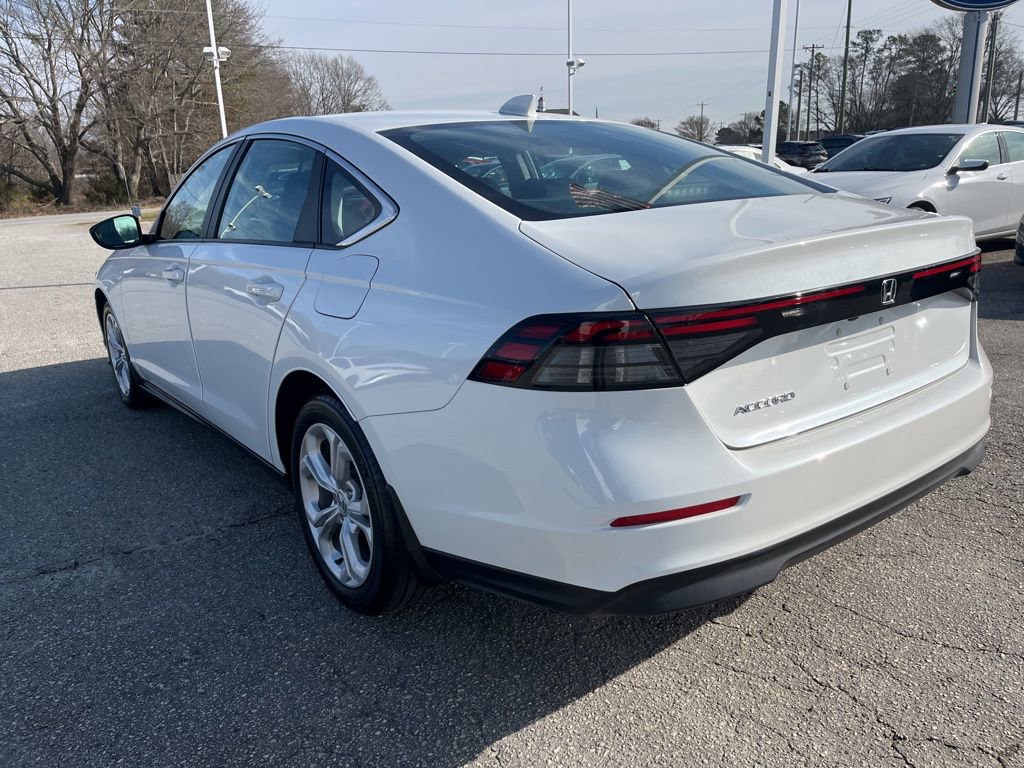 Used 2025 Honda Accord LX image 7