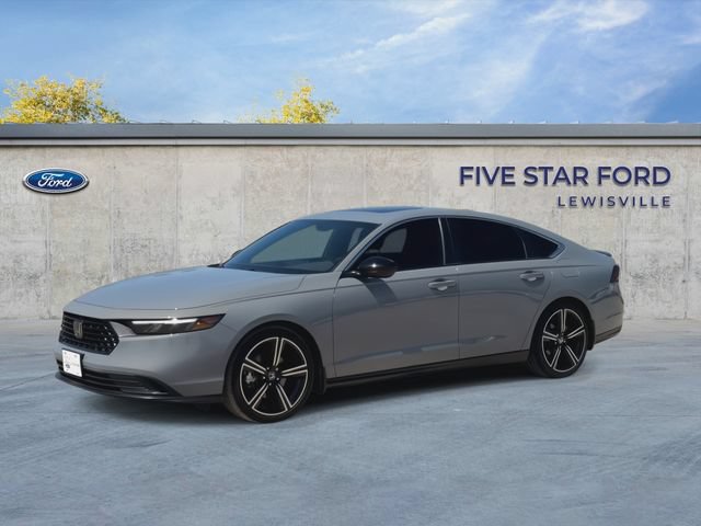 Used 2024 Honda Accord Sport image 4