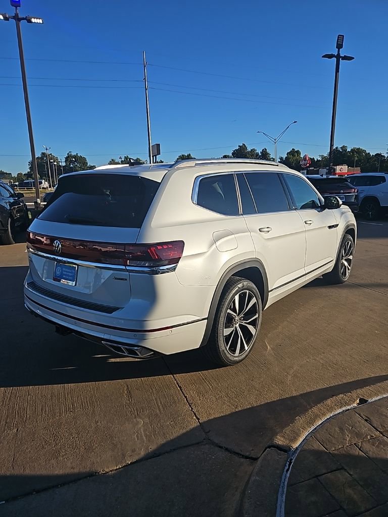 New 2026 Volkswagen Atlas SEL Premium R-Line image 5