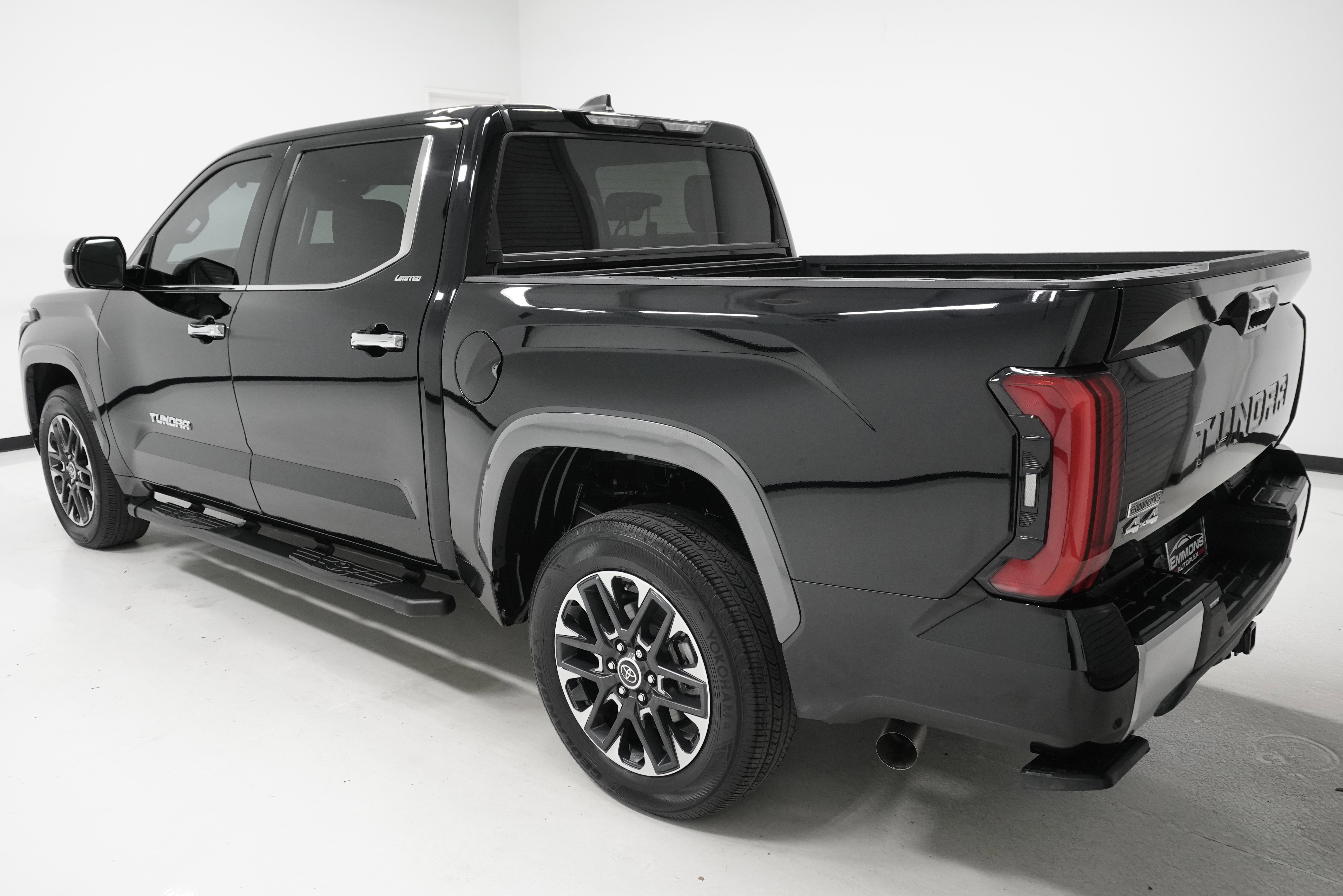 Used 2024 Toyota Tundra Limited image 5