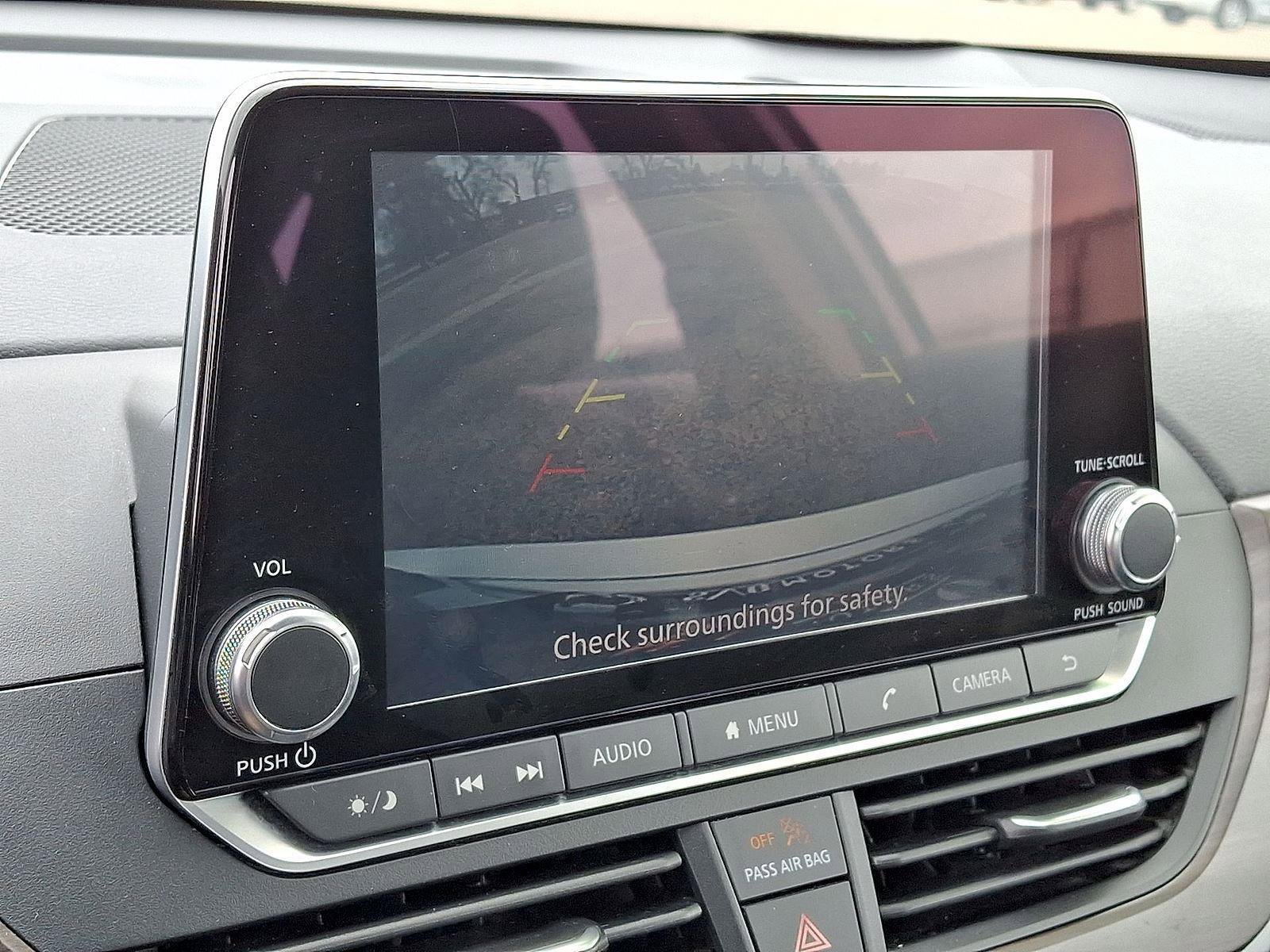 Used 2024 Nissan Altima 2.5 SV image 15