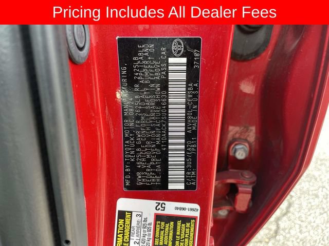 Used 2025 Toyota Camry SE FWD image 35