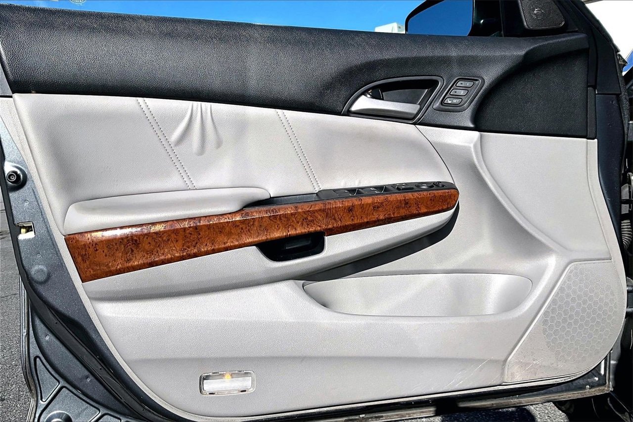 Used 2012 Honda Accord EX-L image 24