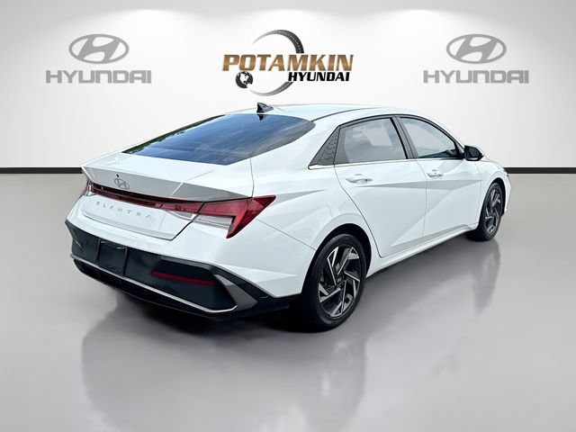Certified 2024 Hyundai Elantra SEL w/ Convenience Package FWD image 5