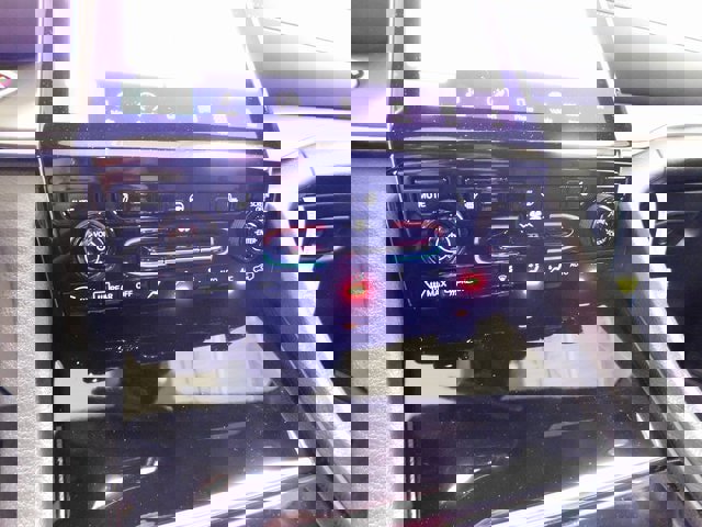 New 2025 Jeep Grand Cherokee Limited w/ Black Appearance Package image 25