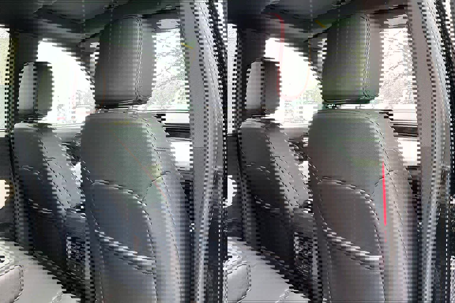 Used 2025 GMC Canyon AT4 w/ AT4X Package image 20