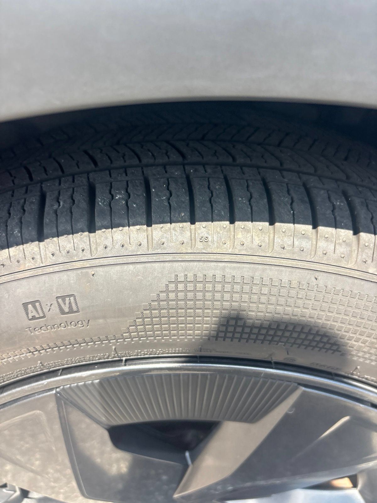 Used 2024 Toyota Prius LE FWD image 10
