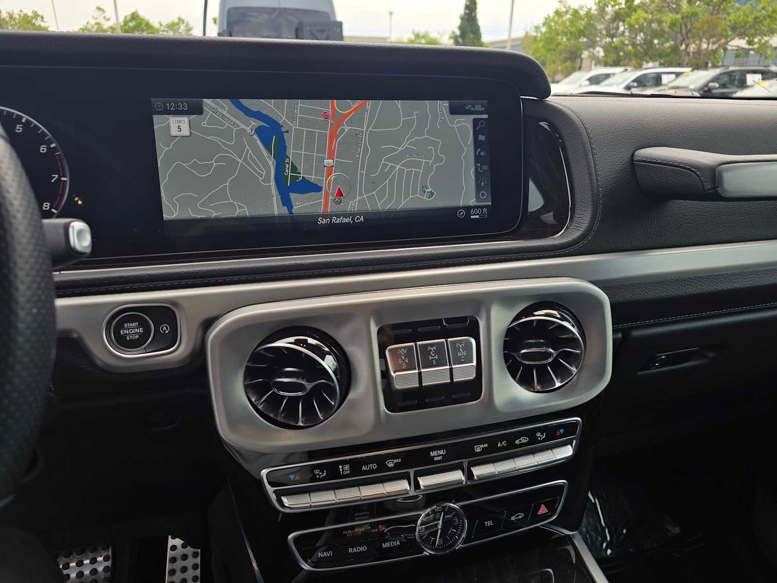 Used 2021 Mercedes-Benz G 550 image 32