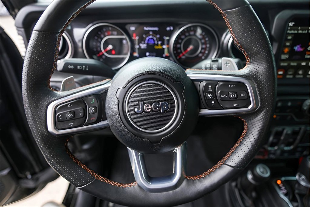 Used 2021 Jeep Wrangler Unlimited Rubicon w/ Xtreme Recon 35" Tire Package image 13