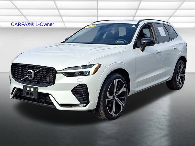 Certified 2023 Volvo XC60 B5 Ultimate w/ Climate Package image 3