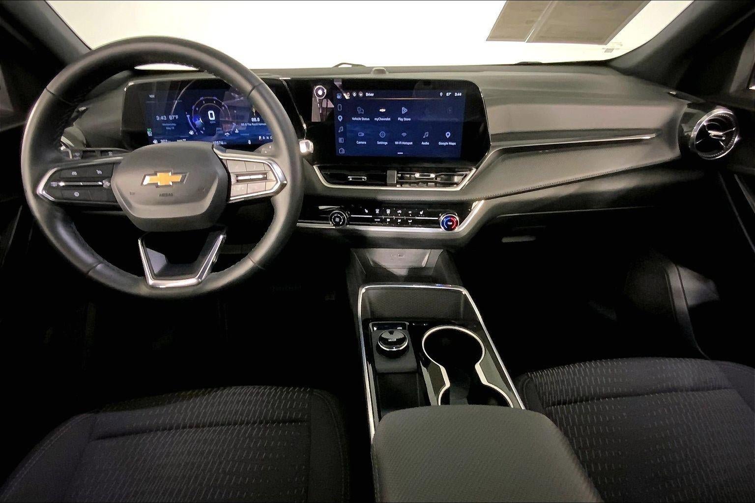 Used 2026 Chevrolet Equinox LT AWD/4WD image 15