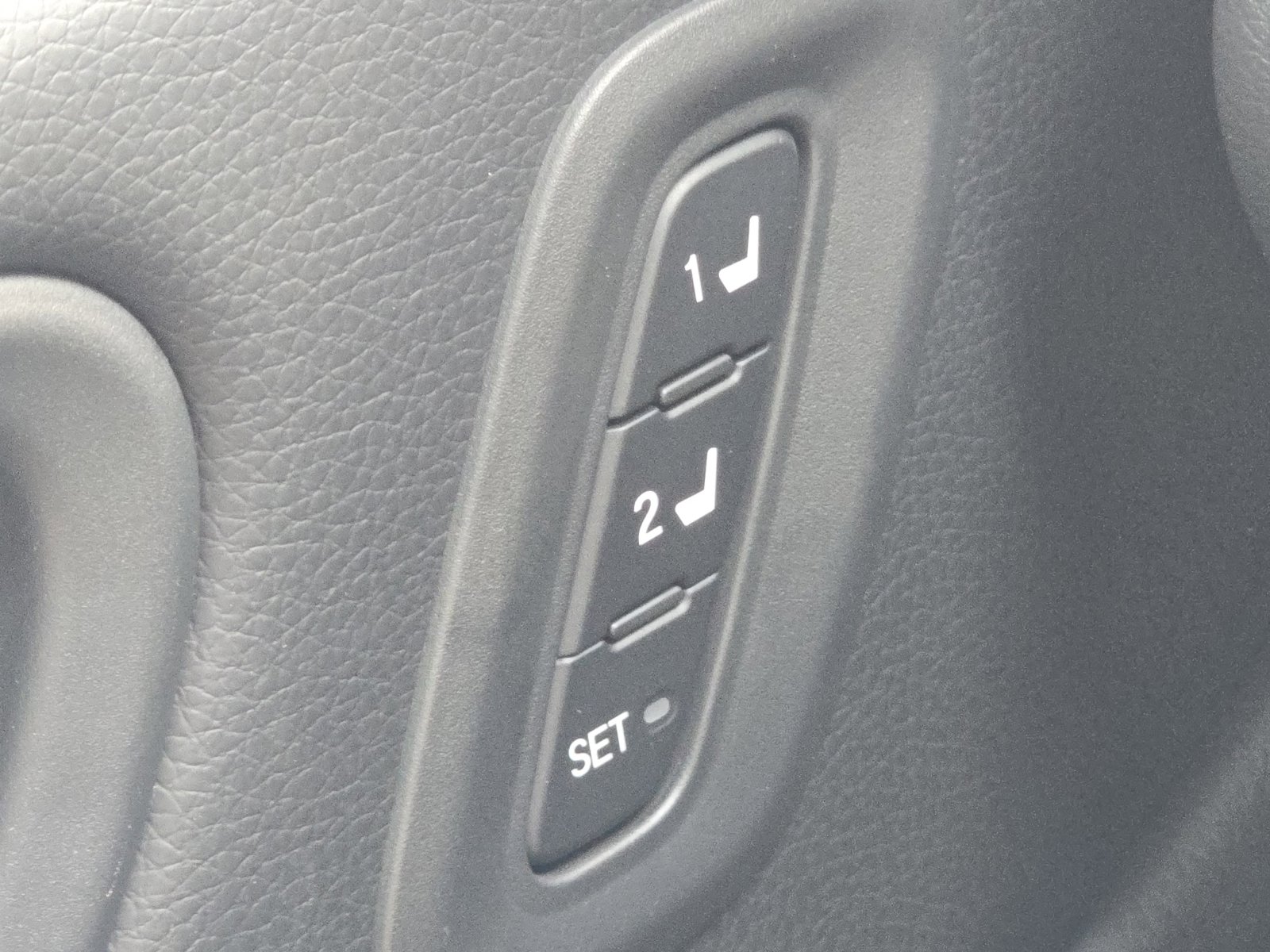 New 2025 Honda Pilot TrailSport image 18