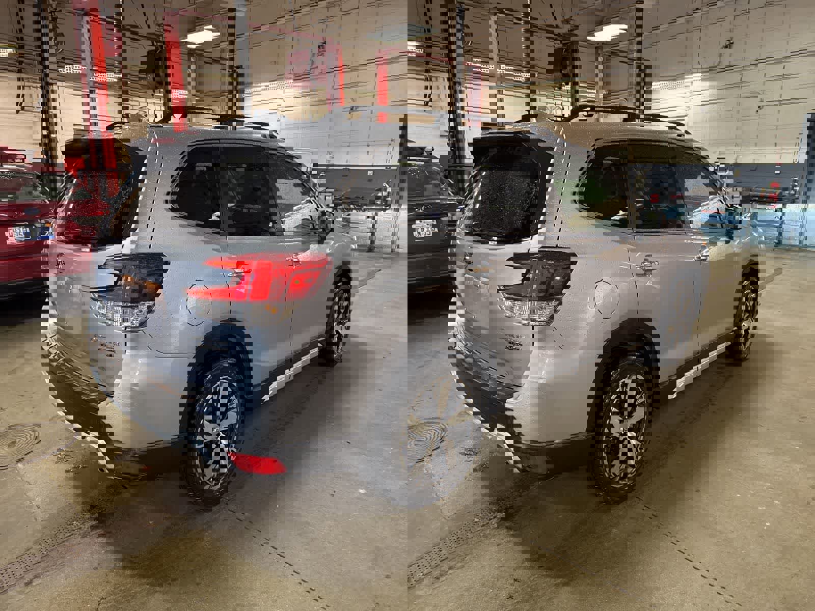 Used 2019 Subaru Forester Touring image 3