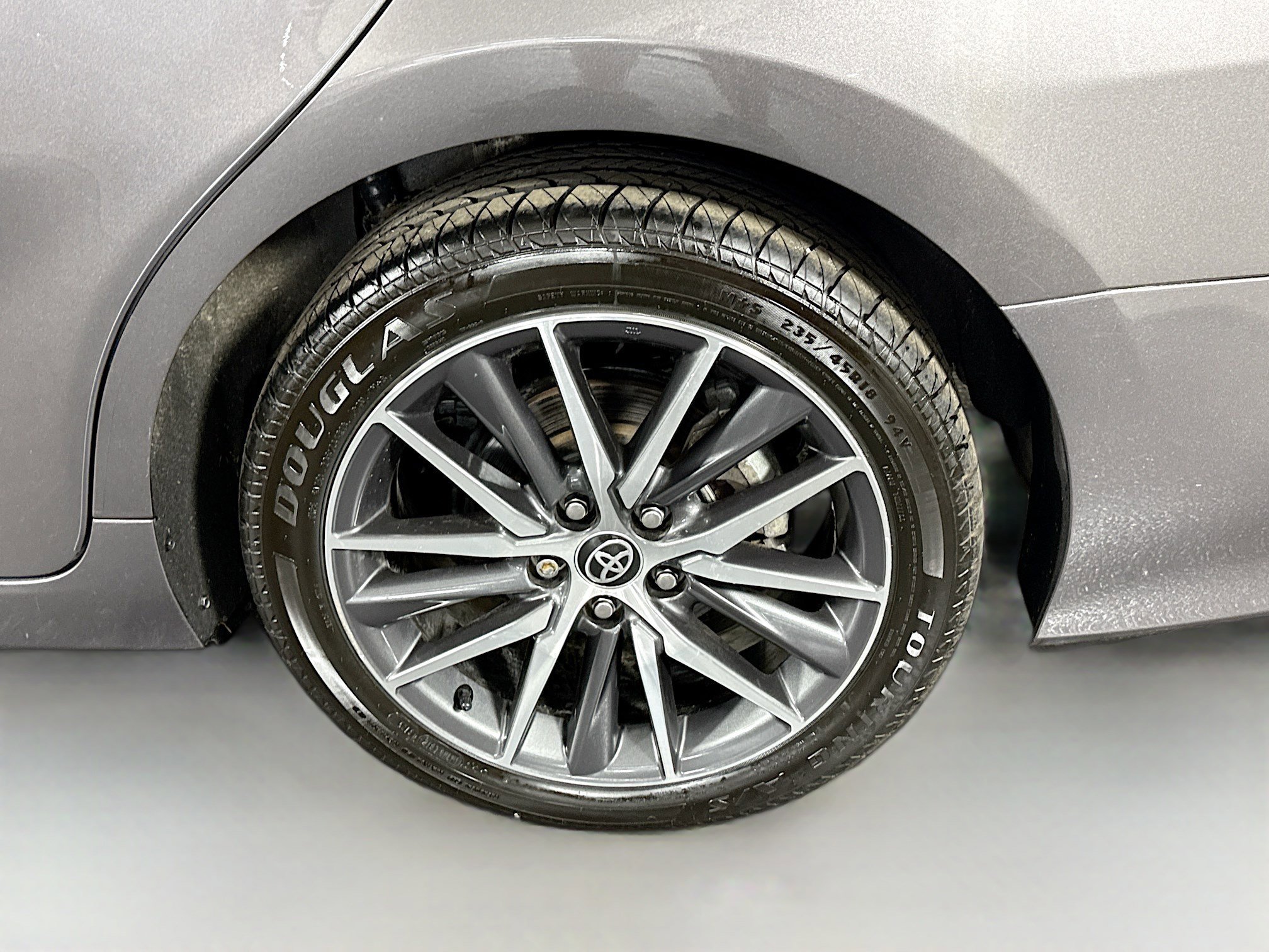 Used 2022 Toyota Camry XLE image 37